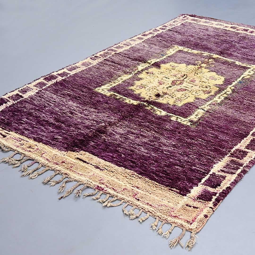 Antique Legacy Vintage Moroccan Rug 5.9 x 8.8 feet / 180 x 270 cm - Ettilux Home