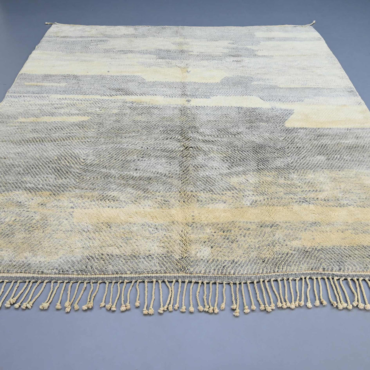 Custom Made Luxury Beni Mrirt Rug - Ettilux Home