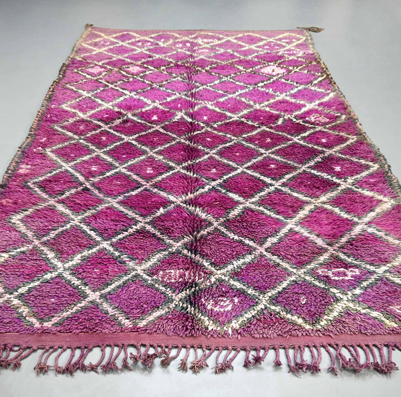 Nostos Vintage Moroccan Rug 5.7 x 10.4 feet / 173 cm x 316 cm - Ettilux Home